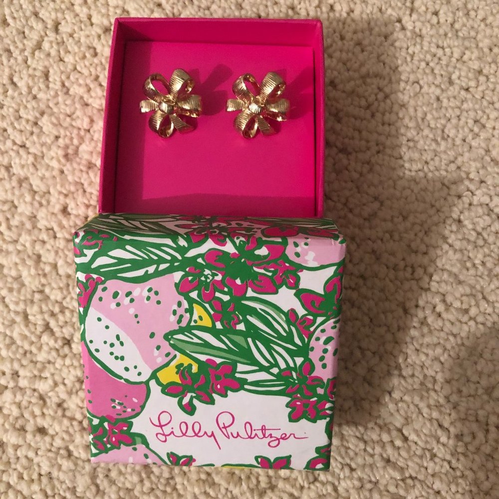 Lilly Pulitzer earrings